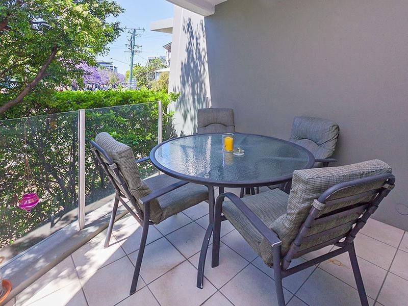 42 NEWSTEAD TERRACE, Newstead QLD 4006