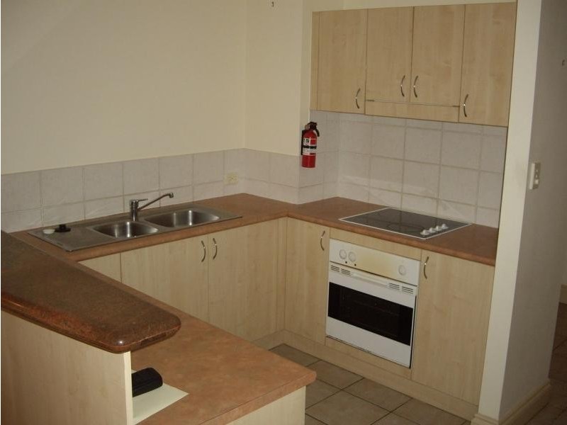 51/72 Kowinka St, White Rock QLD 4868