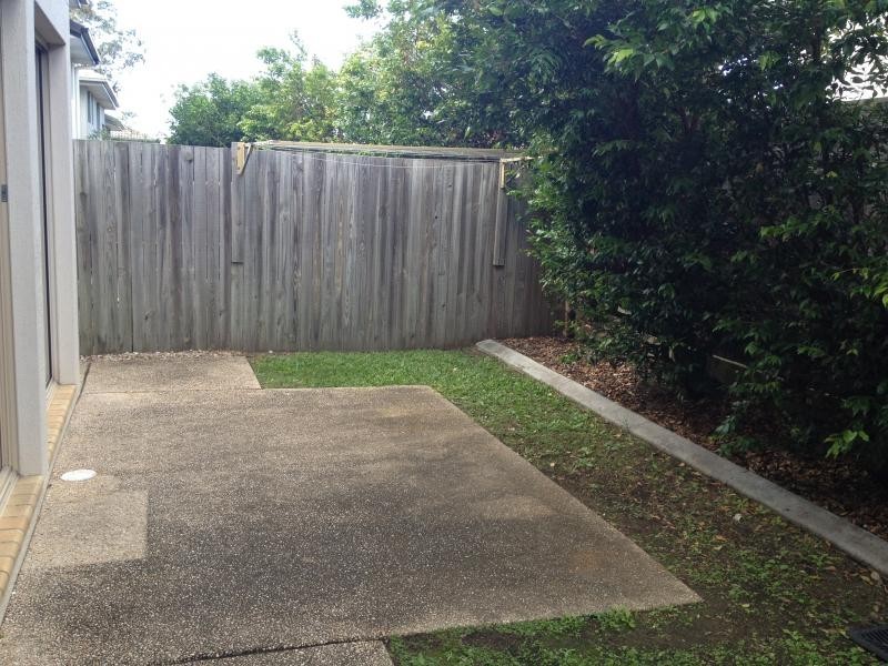 33 Johnston Street, Carina QLD 4152