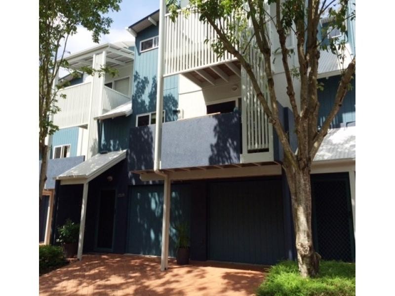 206 DARCY ROAD, Seven Hills QLD 4170