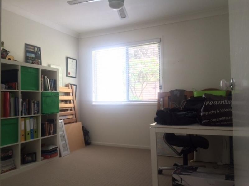 206 DARCY ROAD, Seven Hills QLD 4170