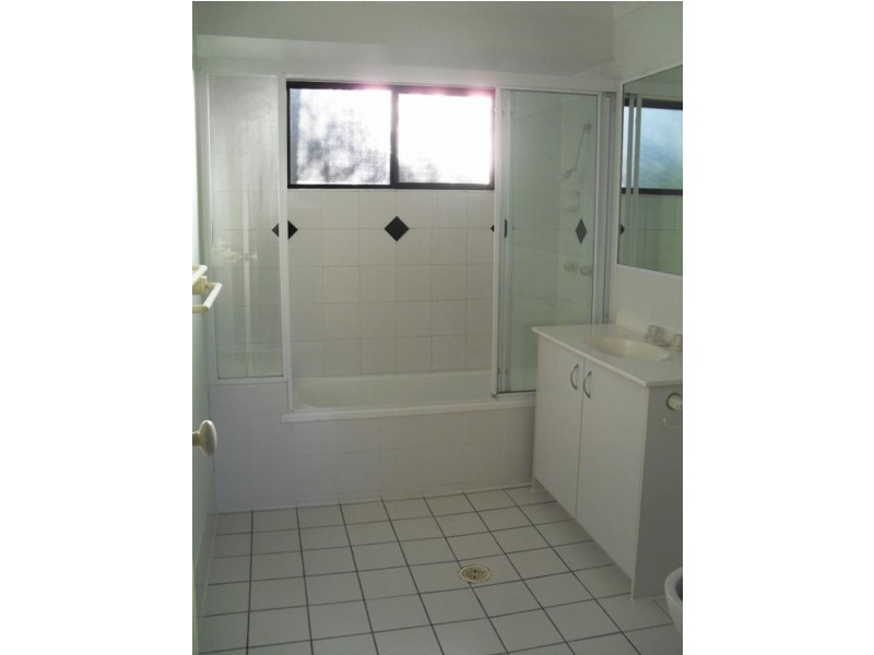 247 Mooroondu Road, Thorneside QLD 4158