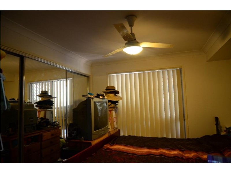 11 Shaw Place, Redland Bay QLD 4165