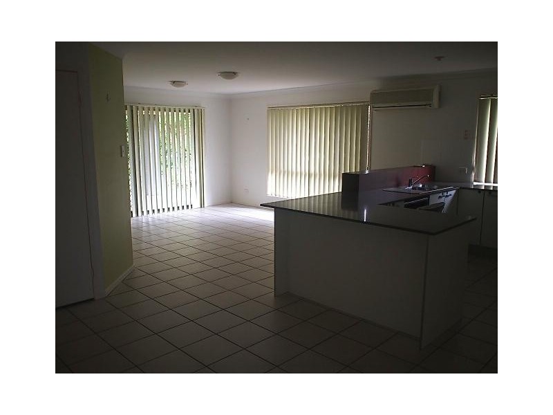 3 Shaw Pl, Redland Bay QLD 4165