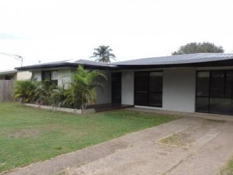 513 Boat Harbour Drive, Torquay QLD 4655