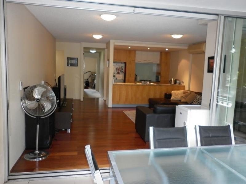 8-12 macquarie street, Teneriffe QLD 4005