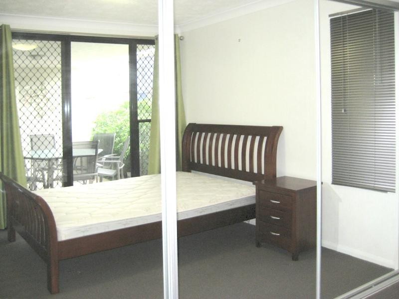 35 Hamilton Road, Moorooka QLD 4105