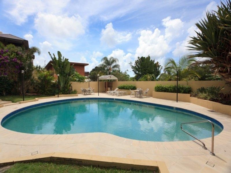 29 Hill Ave, Burleigh Heads QLD 4220