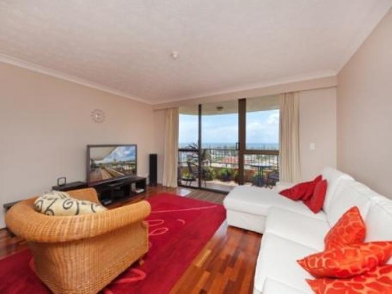 29 Hill Ave, Burleigh Heads QLD 4220