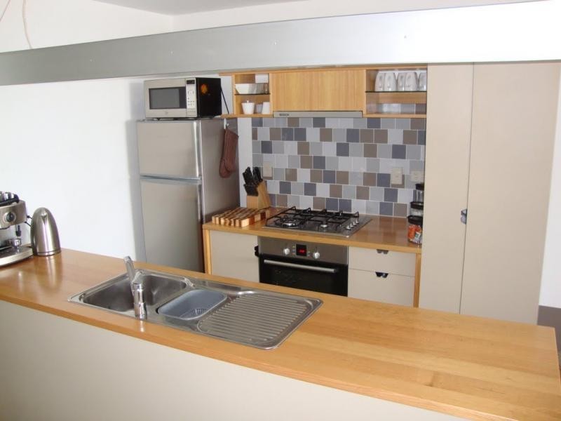 8 Skyring Terrace, Teneriffe QLD 4005