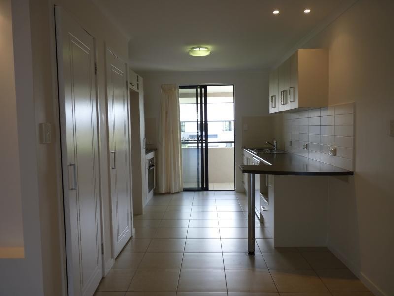 6-24 Henry Street, West End QLD 4810