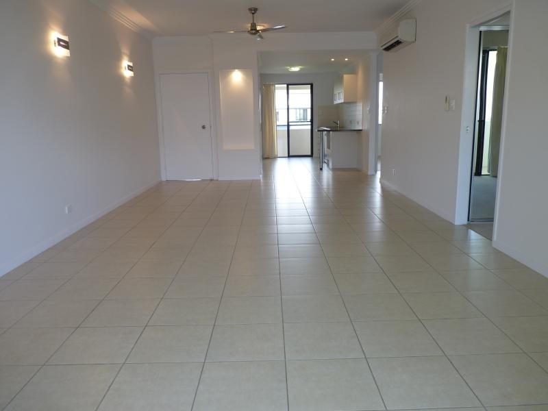 6-24 Henry Street, West End QLD 4810