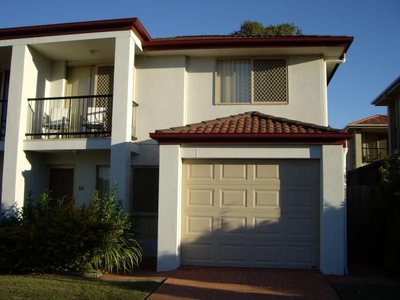 52 Johnston Street, Carina QLD 4152