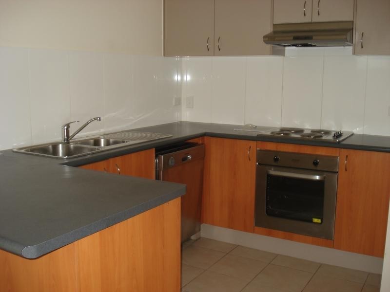 51 Johnston Street, Carina QLD 4152