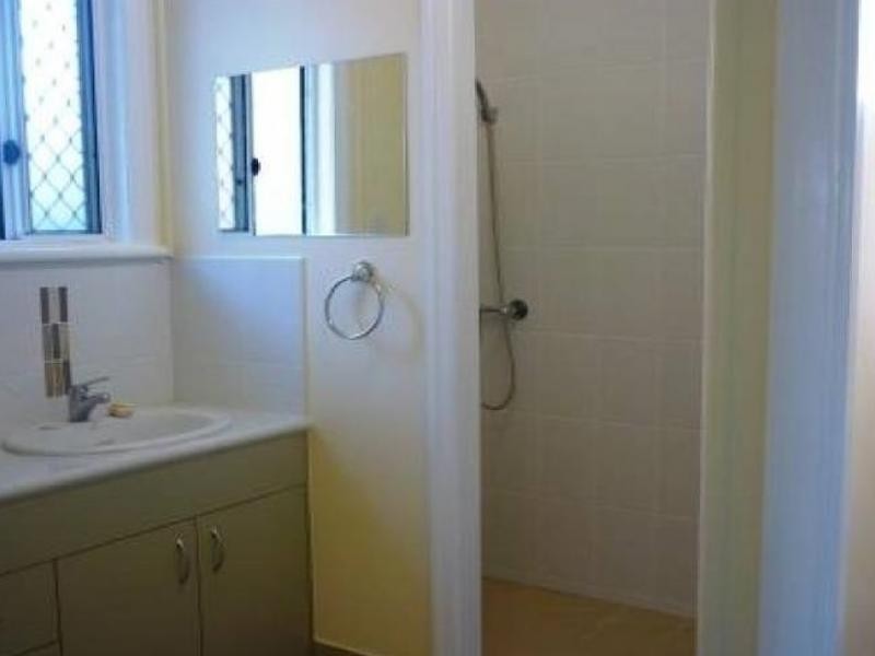 43 Bideford Street, Torquay QLD 4655