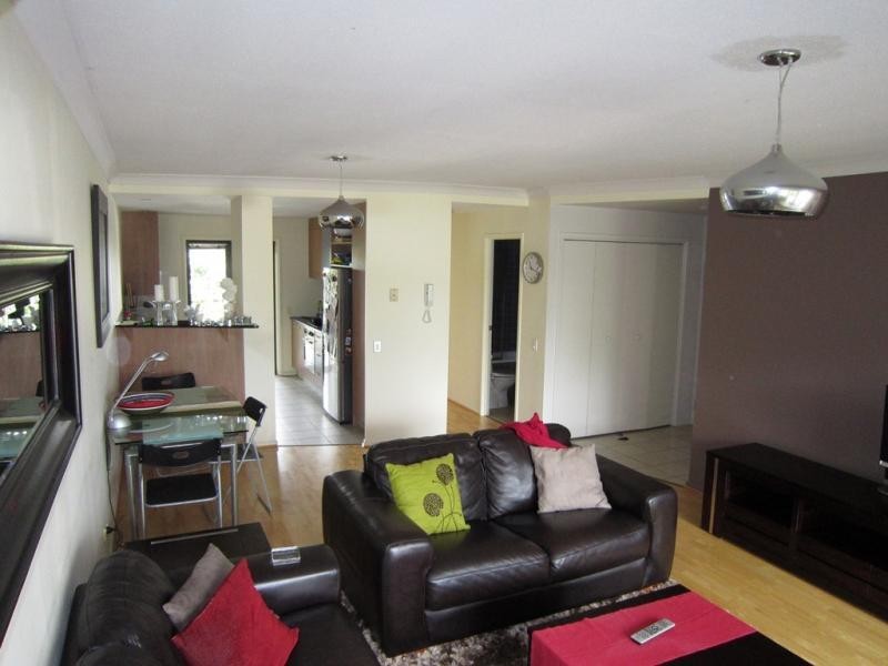 70 Norman Crescent, Norman Park QLD 4170