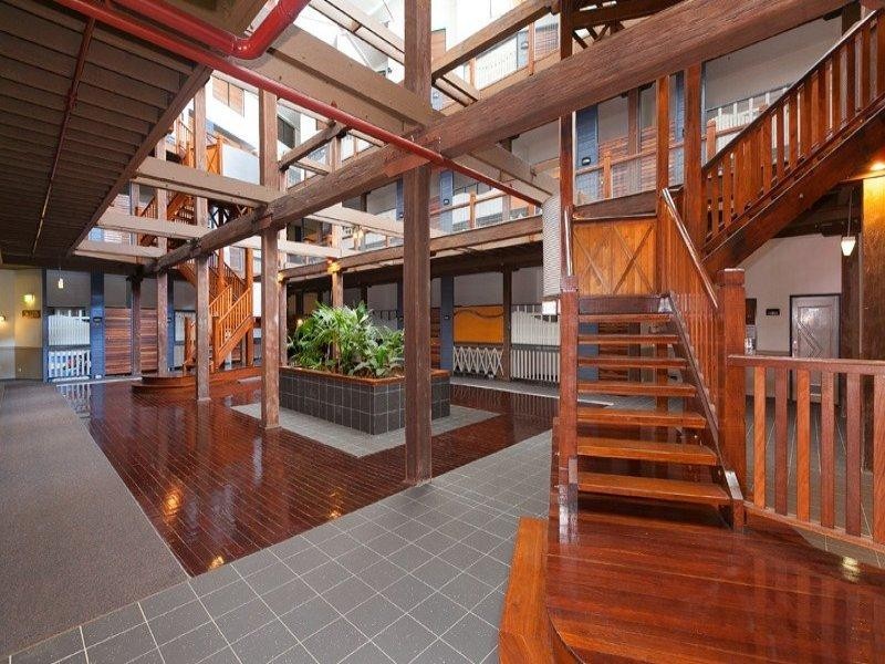 241 Arthur Street, Teneriffe QLD 4005