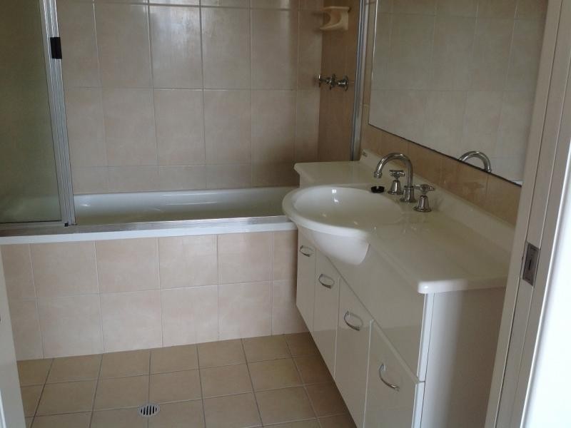 1 Stanton Terrace, Townsville City QLD 4810