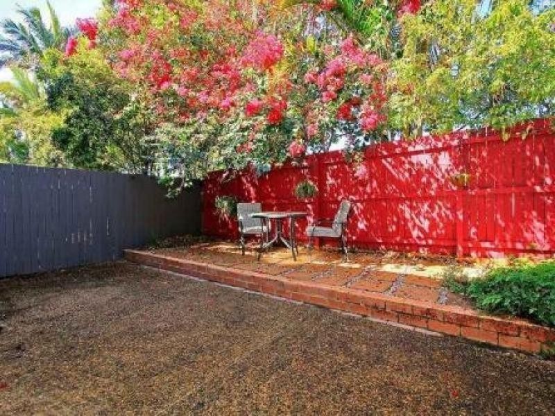 121 Golden Ave, Calamvale QLD 4116