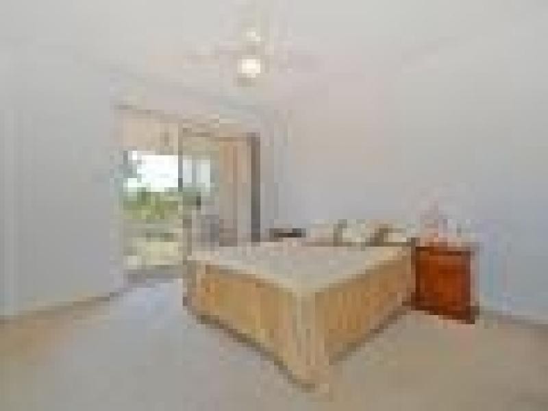 121 Golden Ave, Calamvale QLD 4116