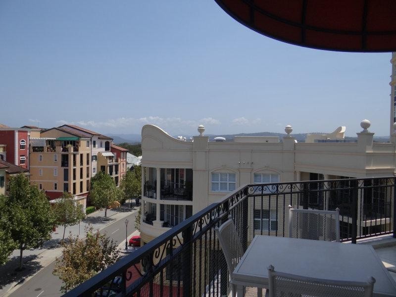 3029 The Boulevard, Carrara QLD 4211