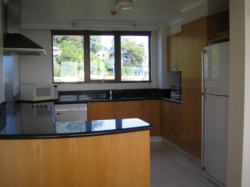 29 Hill Ave, Burleigh Heads QLD 4220