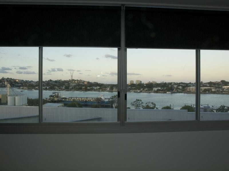 8 Skyring Terrace, Teneriffe QLD 4005