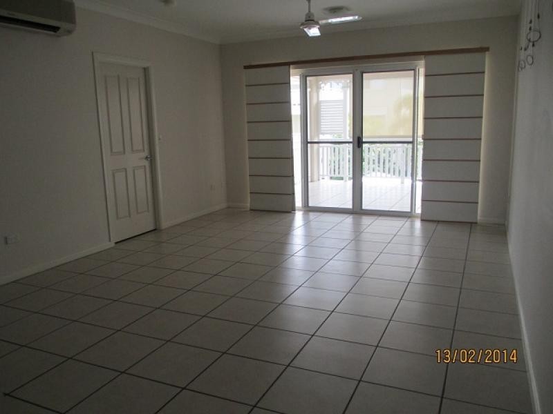 42 Warburton Street, North Ward QLD 4810