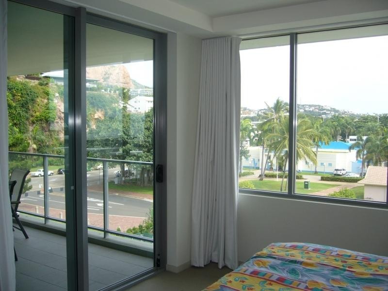 1605/6 Mariners Drive, Townsville City QLD 4810