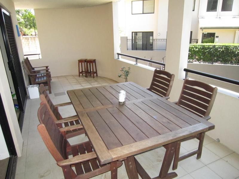 70 Norman Crescent, Norman Park QLD 4170