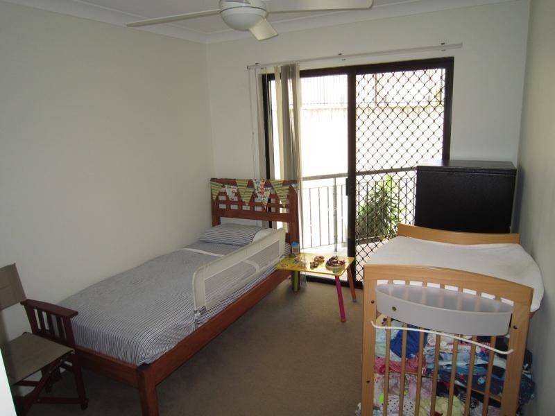 70 Norman Crescent, Norman Park QLD 4170