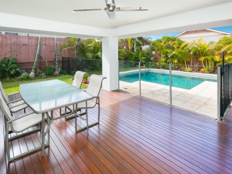 52 Aquila Street, Redland Bay QLD 4165