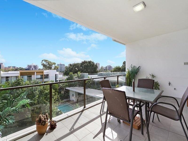 10 Pidgeon Close, West End QLD 4101