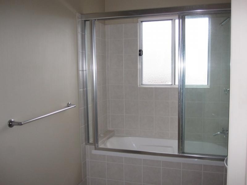 8 Sauvignon Parade, Upper Coomera QLD 4209