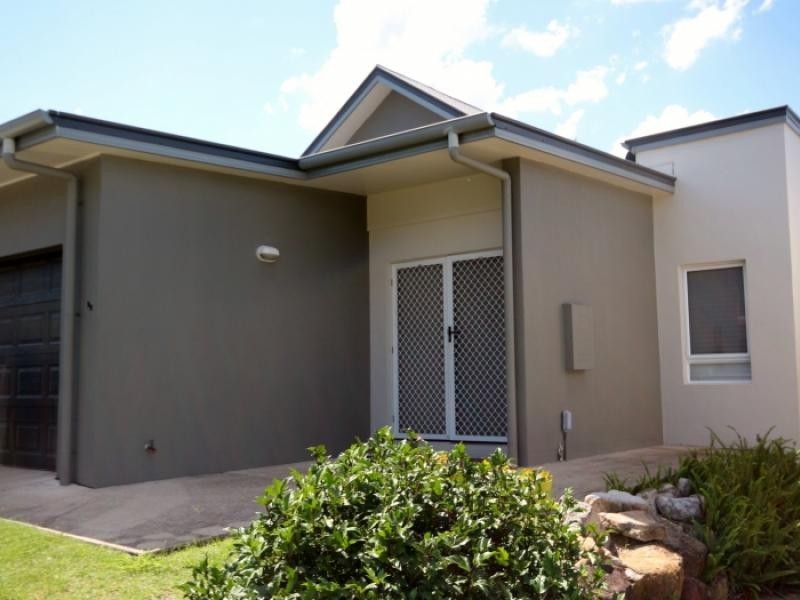 9 Sauvignon Parade, Upper Coomera QLD 4209