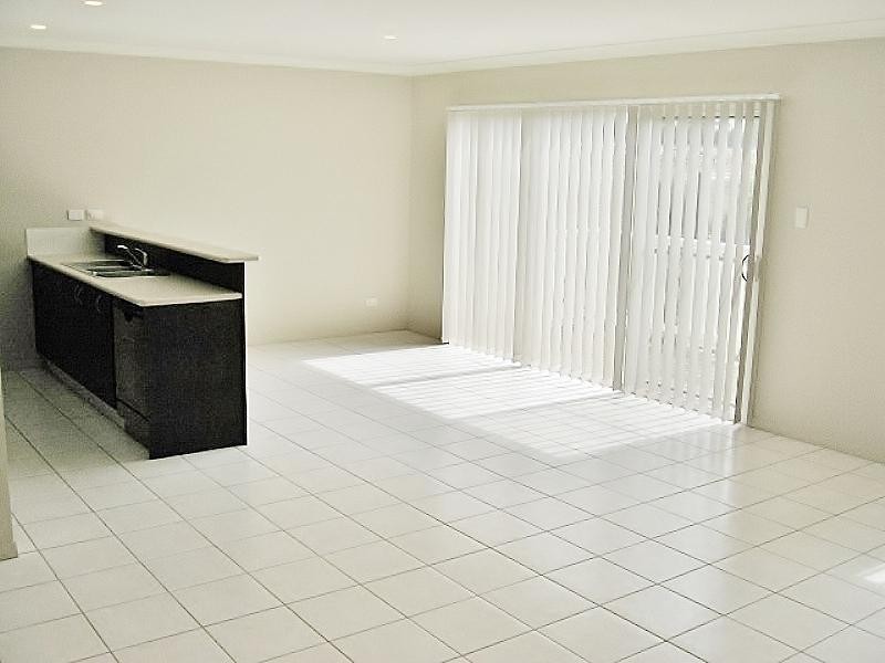 9 Sauvignon Parade, Upper Coomera QLD 4209