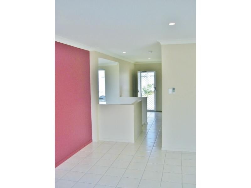 9 Sauvignon Parade, Upper Coomera QLD 4209