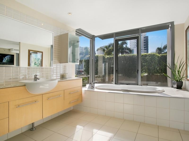 105 Scarborough Street, Southport QLD 4215