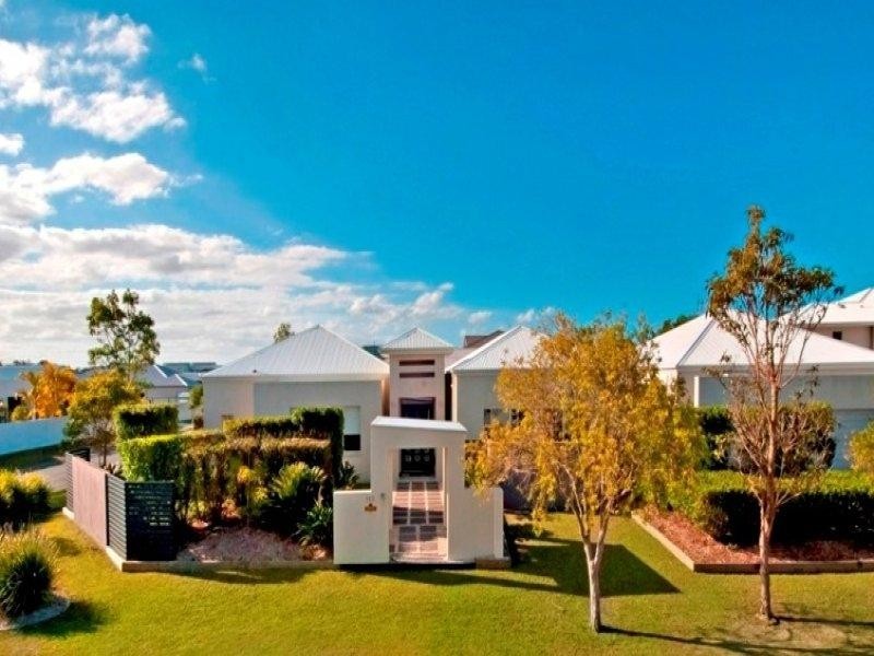 113 Mahogany Drive, Pelican Waters QLD 4551