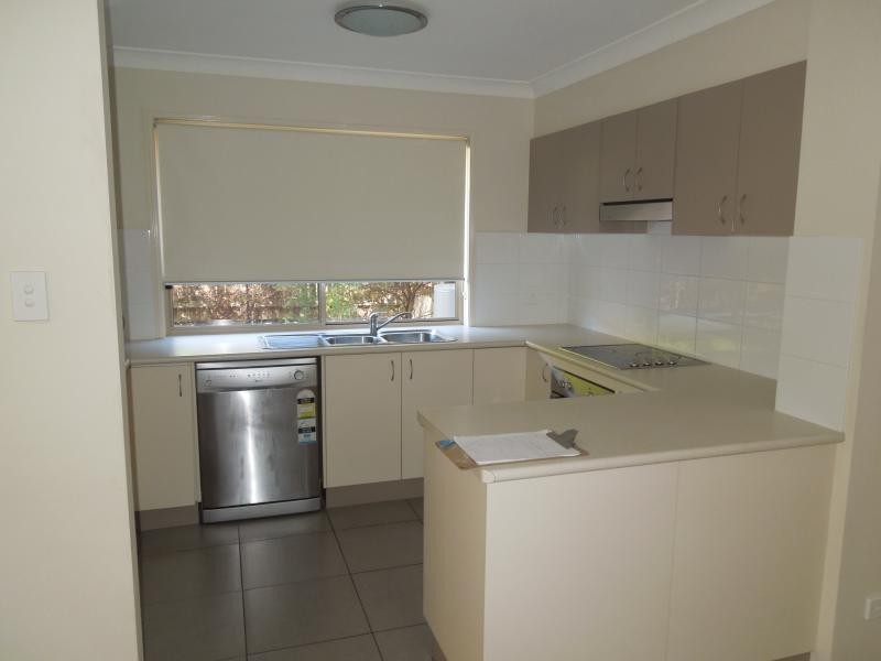 36 Johnston Street, Carina QLD 4152