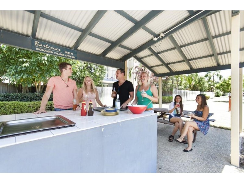 66 University Drive, Meadowbrook QLD 4131