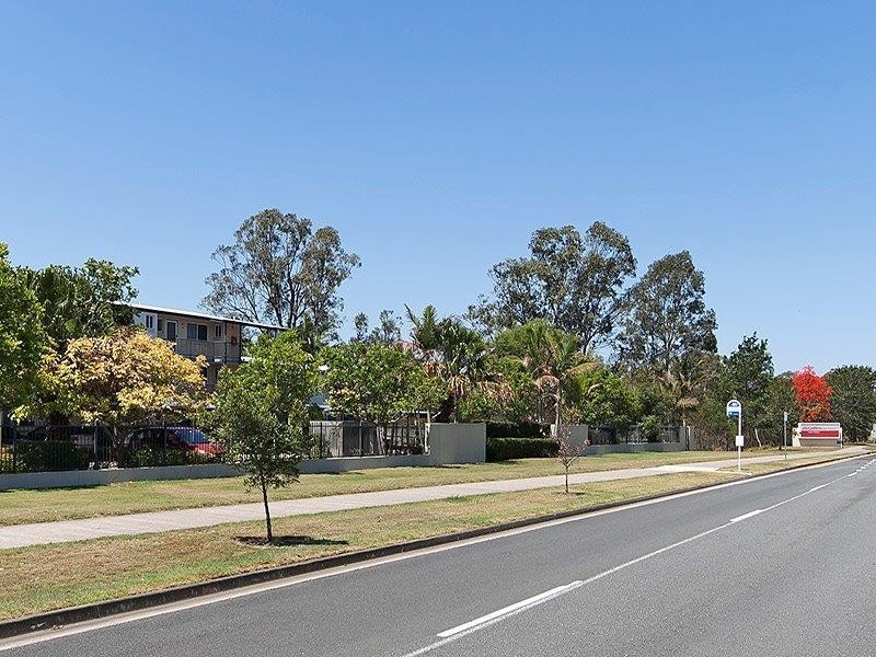 66 University Drive, Meadowbrook QLD 4131