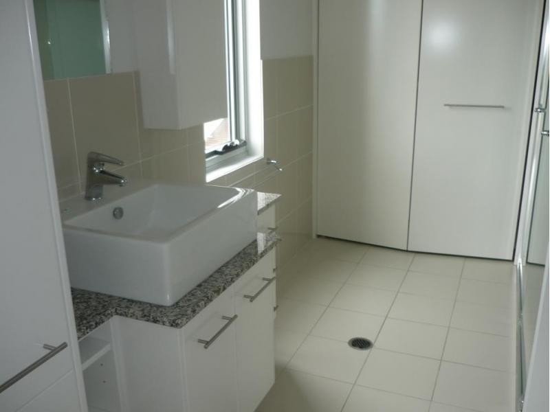 19 Mermaid Ave, Mermaid Beach QLD 4218