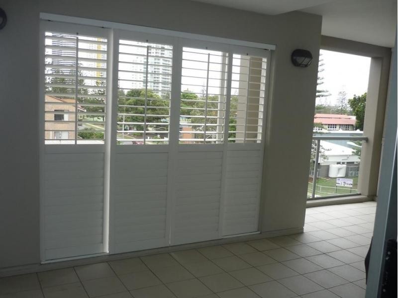 19 Mermaid Ave, Mermaid Beach QLD 4218