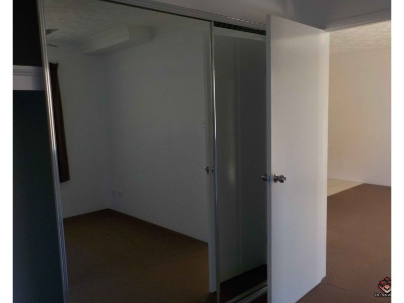 17 Lather Street, Southport QLD 4215