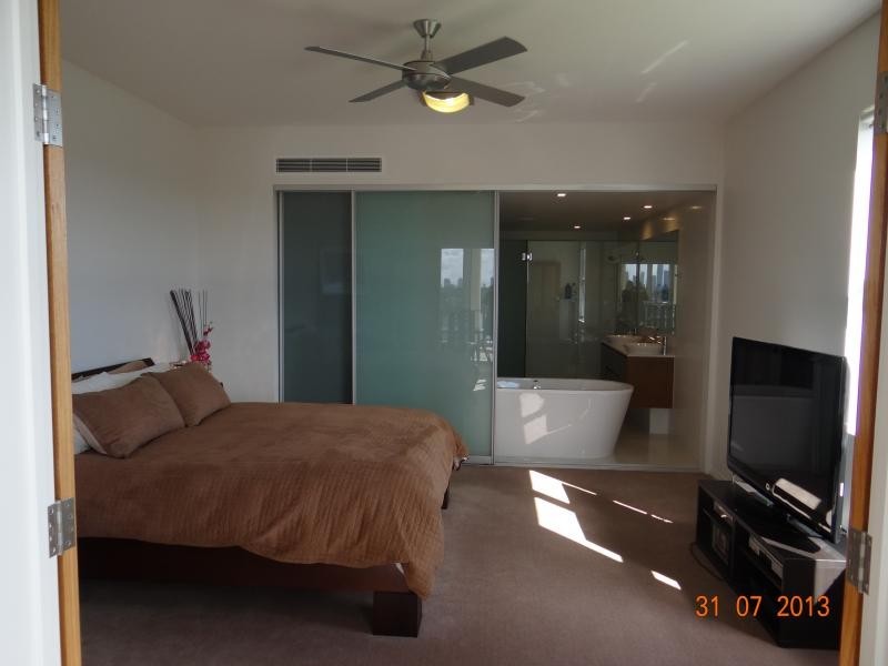 3029 The Boulevard, Carrara QLD 4211