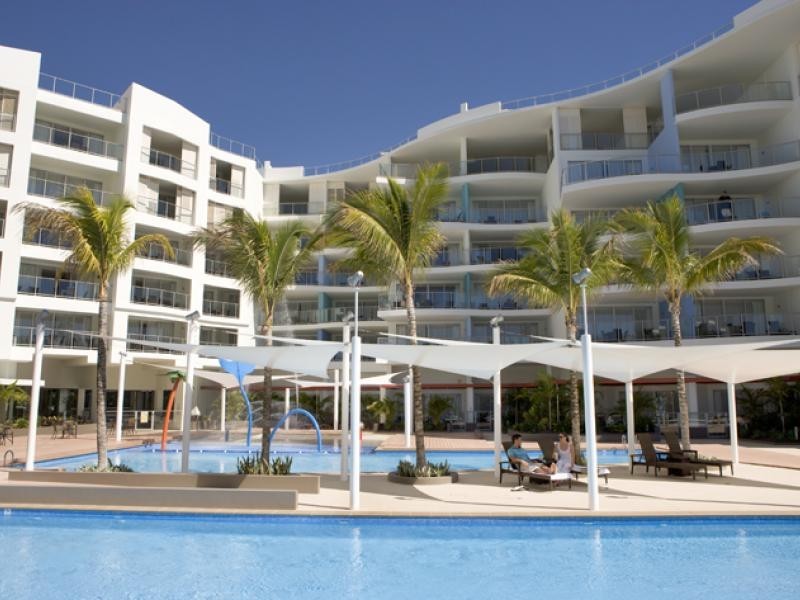 569 Charlton Esplanade, Urangan QLD 4655