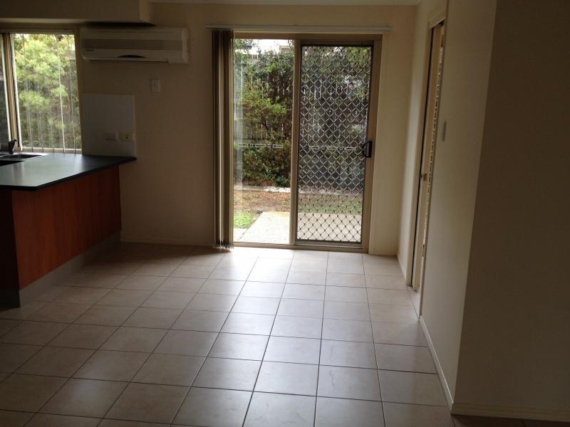 53 Johnston Street, Carina QLD 4152