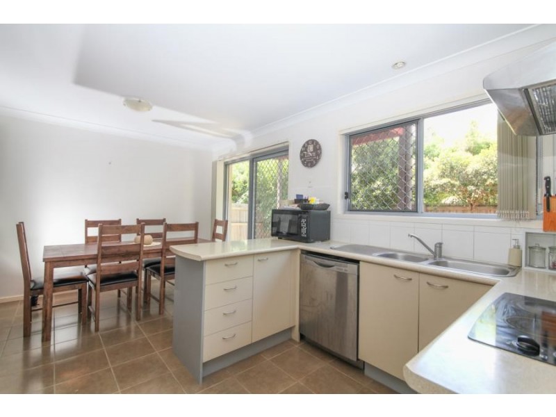 34-42 University Drive, Meadowbrook QLD 4131