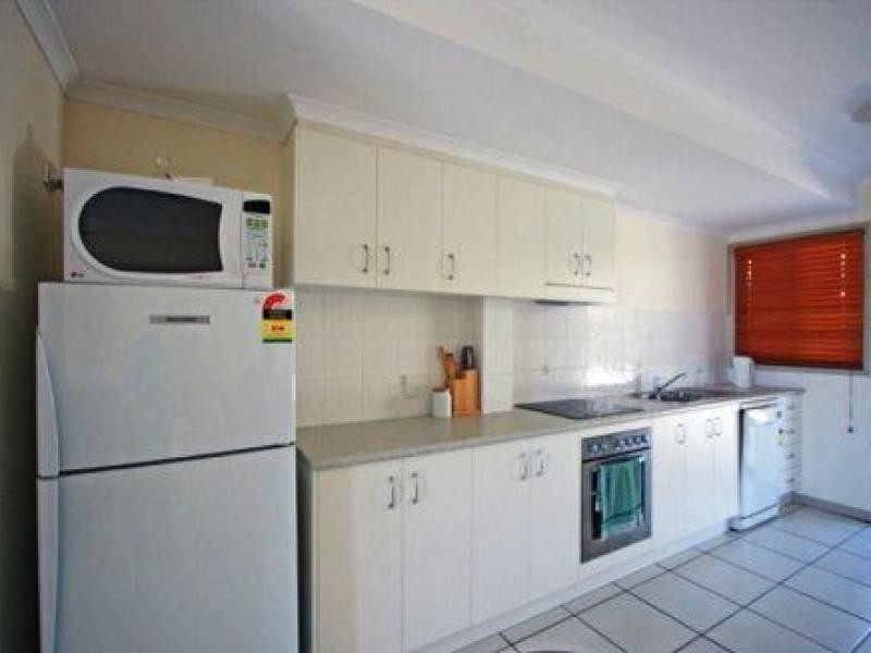 56-58 Main St, Pialba QLD 4655